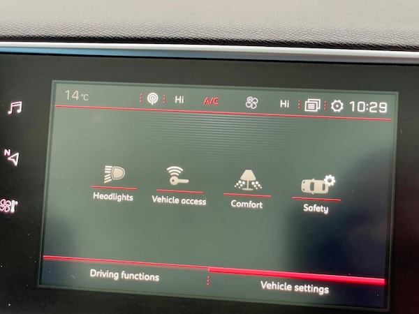 Used Peugeot 308 SW 2018 for sale - 76270984: Photo 55