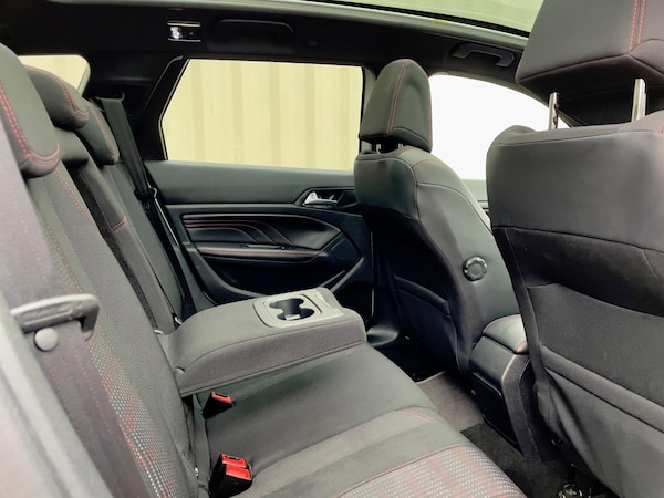 Used Peugeot 308 SW 2018 for sale - 76270984: Photo 8