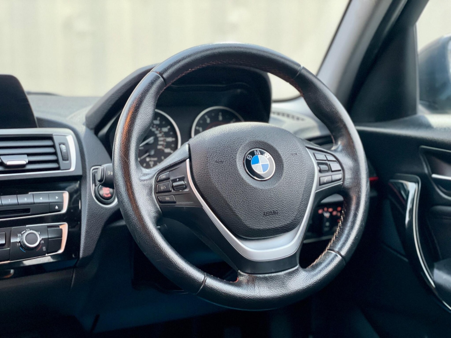 Used BMW 1 Series 2016 for sale - 77053986: Photo 40