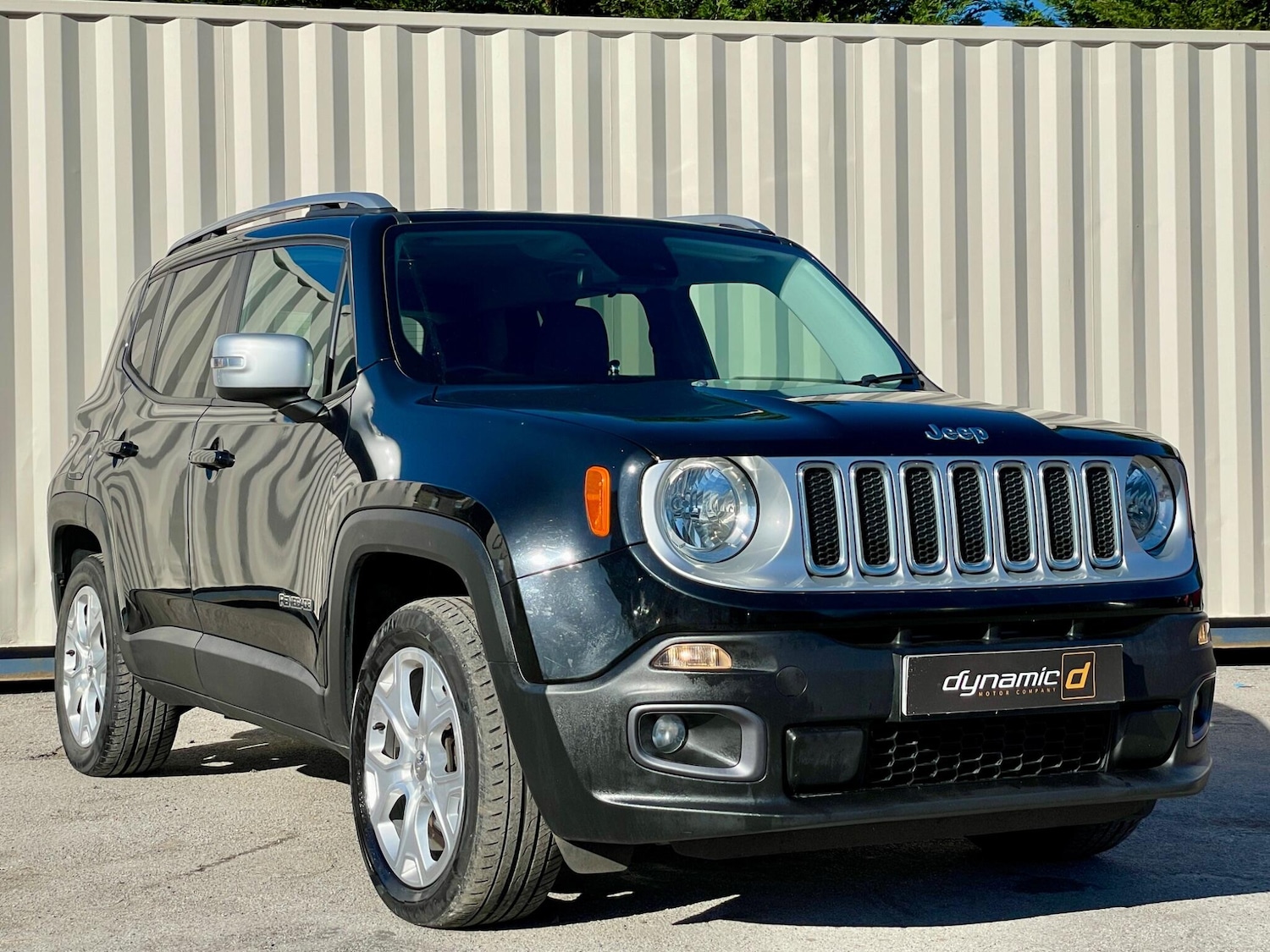 Used Jeep Renegade 2015 for sale - 76043146: Photo 2