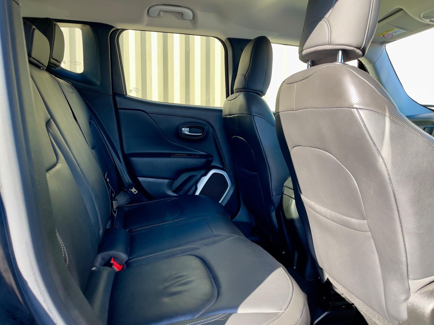 Used Jeep Renegade 2015 for sale - 76043146: Photo 34