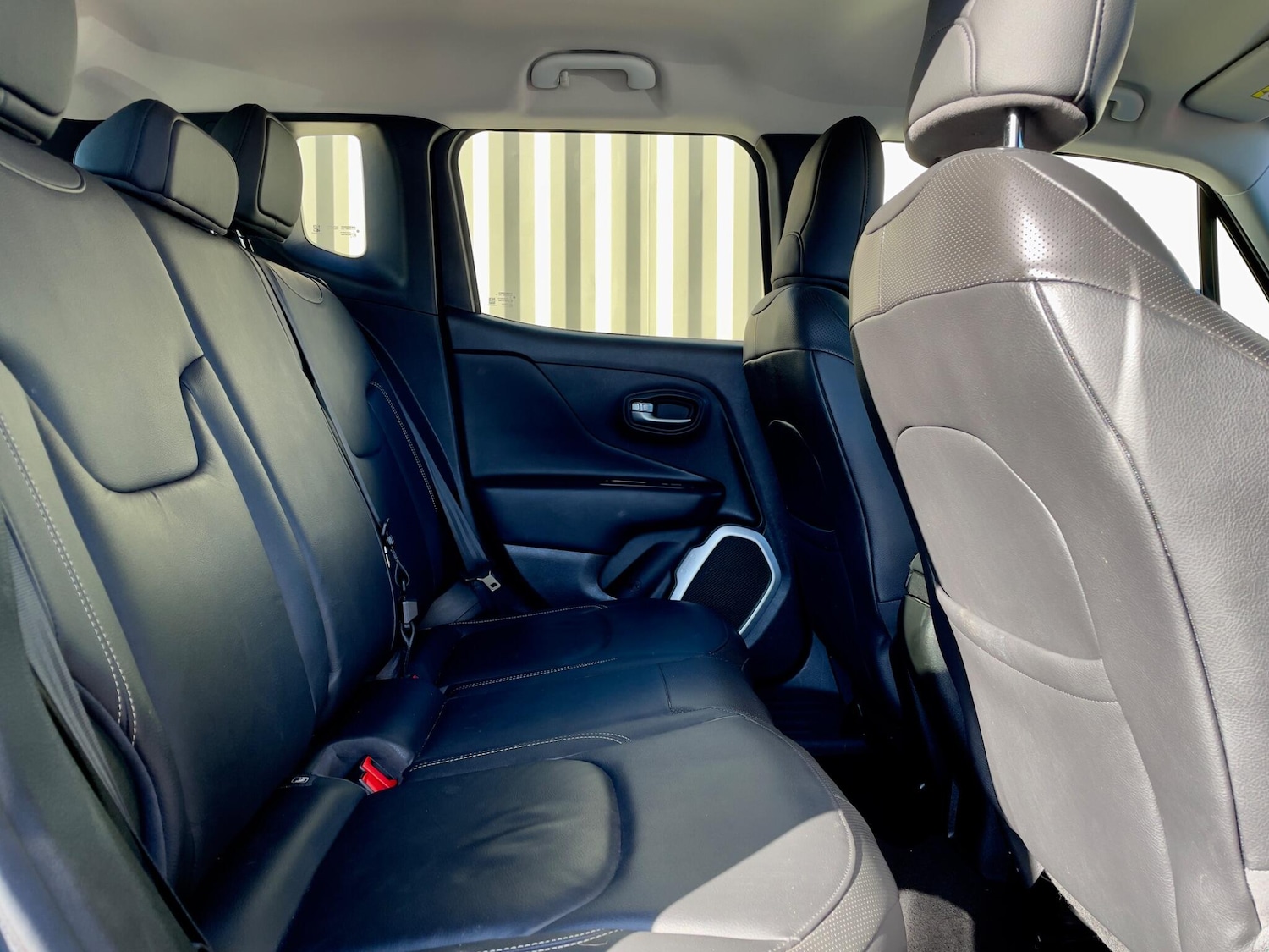 Used Jeep Renegade 2015 for sale - 76043146: Photo 35