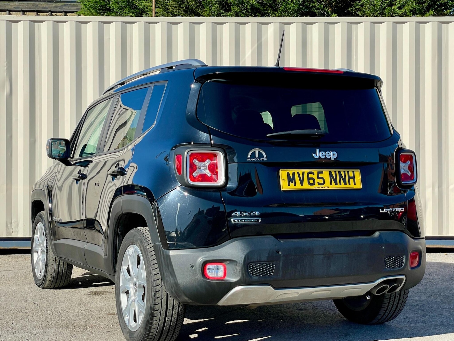 Used Jeep Renegade 2015 for sale - 76043146: Photo 4