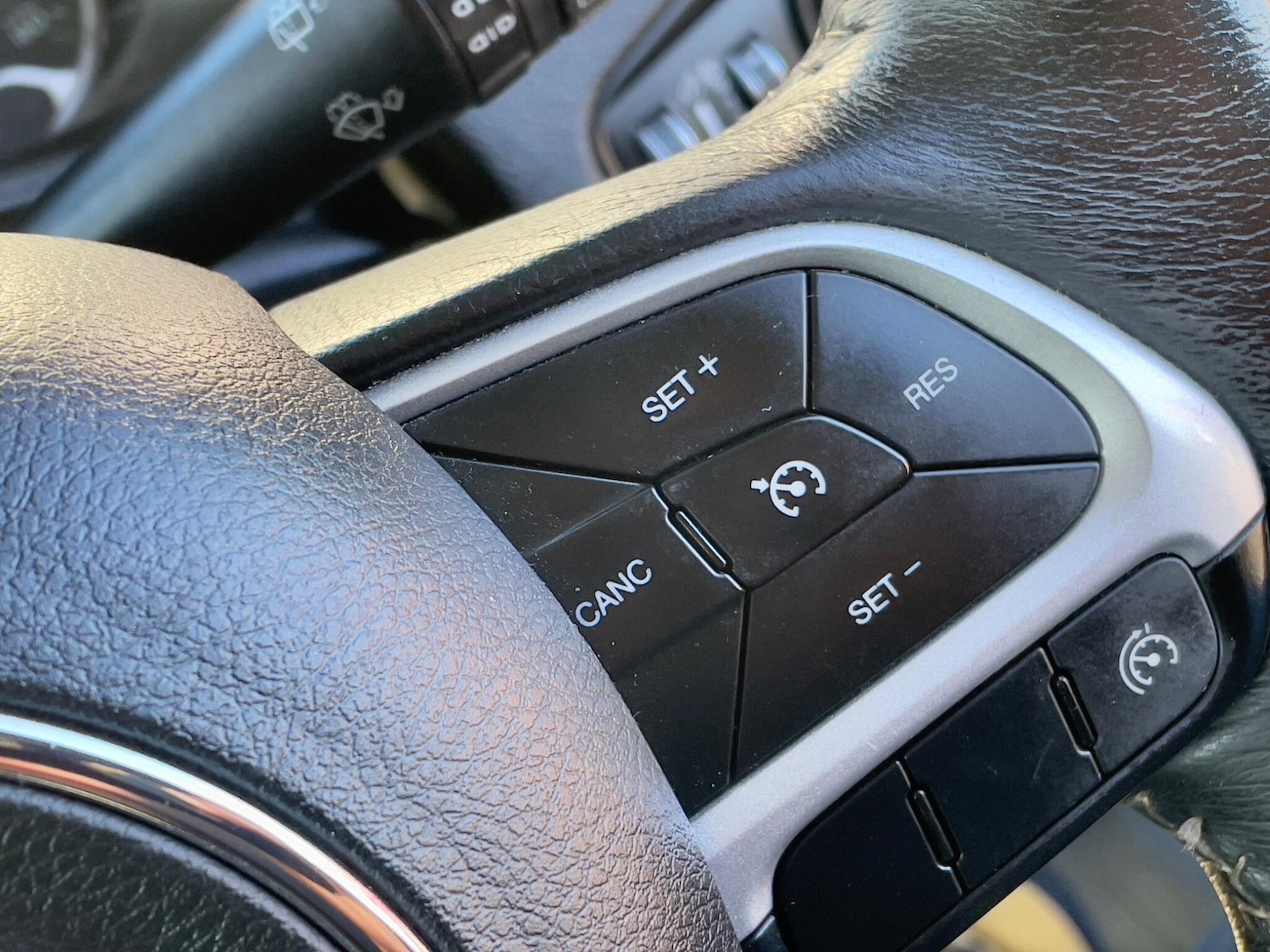 Used Jeep Renegade 2015 for sale - 76043146: Photo 44