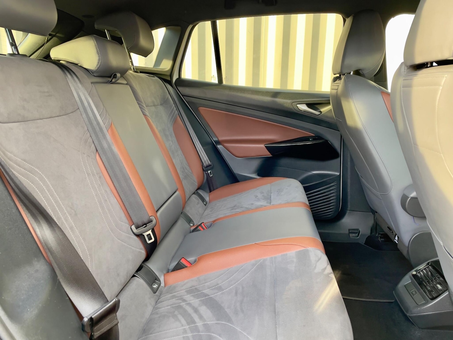 Used Volkswagen ID.4 2021 for sale - 77524409: Photo 8