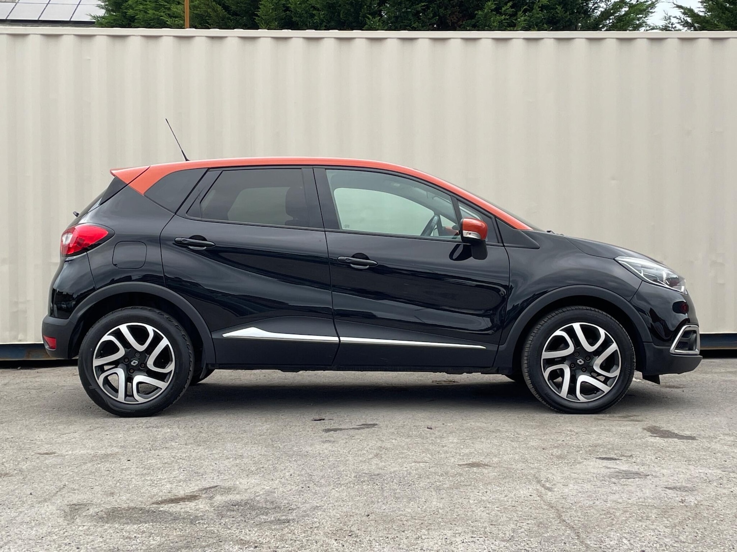 Used Renault Captur 2016 for sale - 76247716: Photo 19