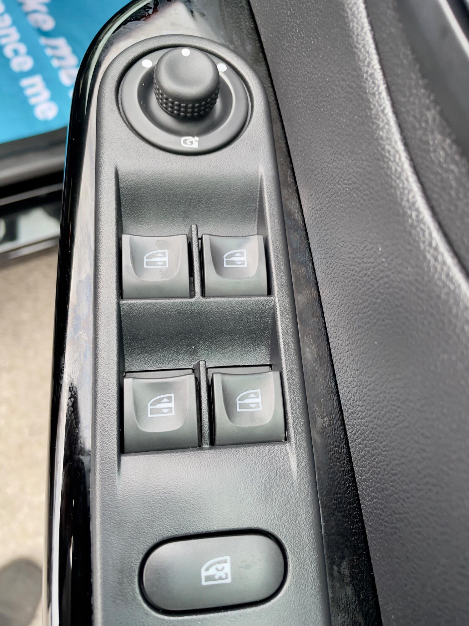 Used Renault Captur 2016 for sale - 76247716: Photo 32