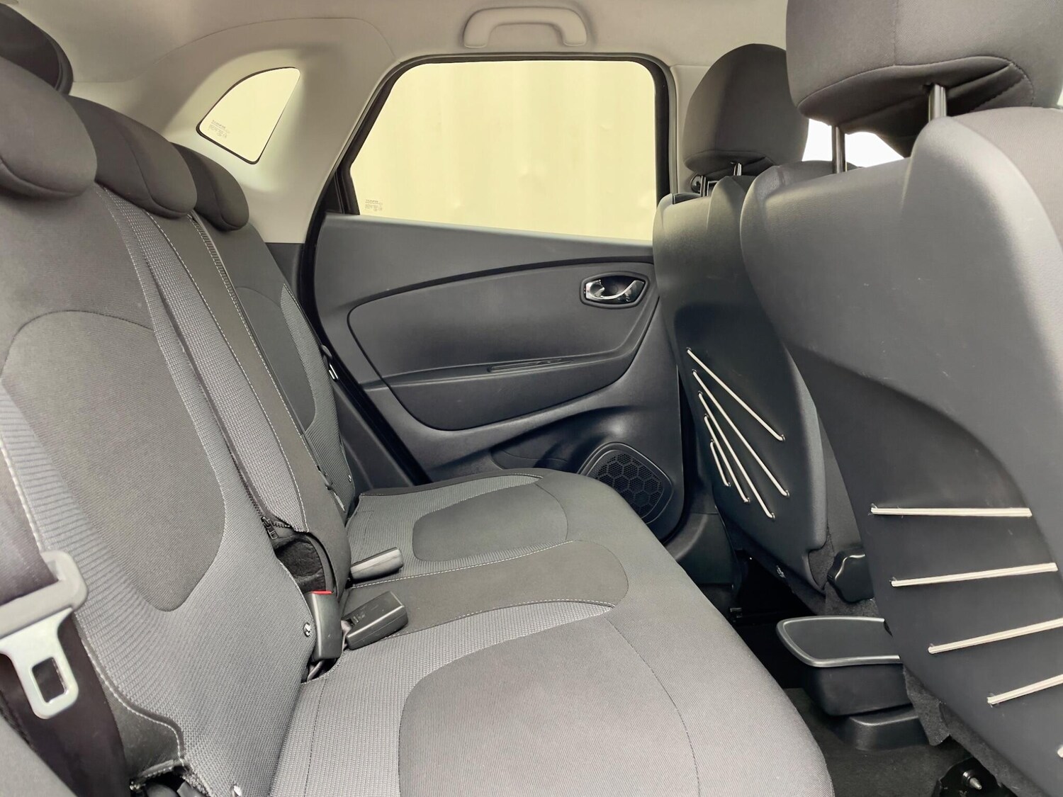 Used Renault Captur 2016 for sale - 76247716: Photo 35