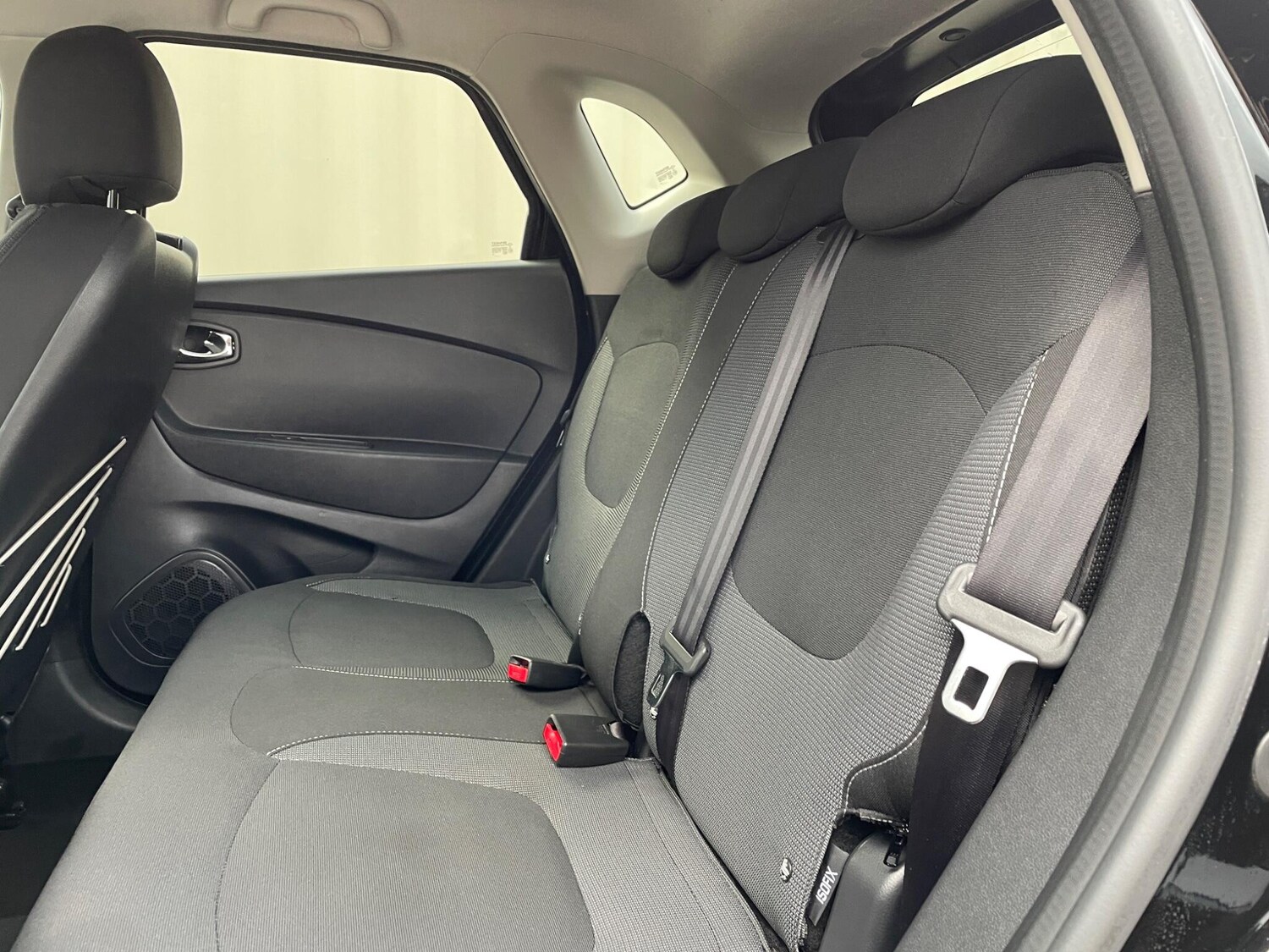 Used Renault Captur 2016 for sale - 76247716: Photo 37