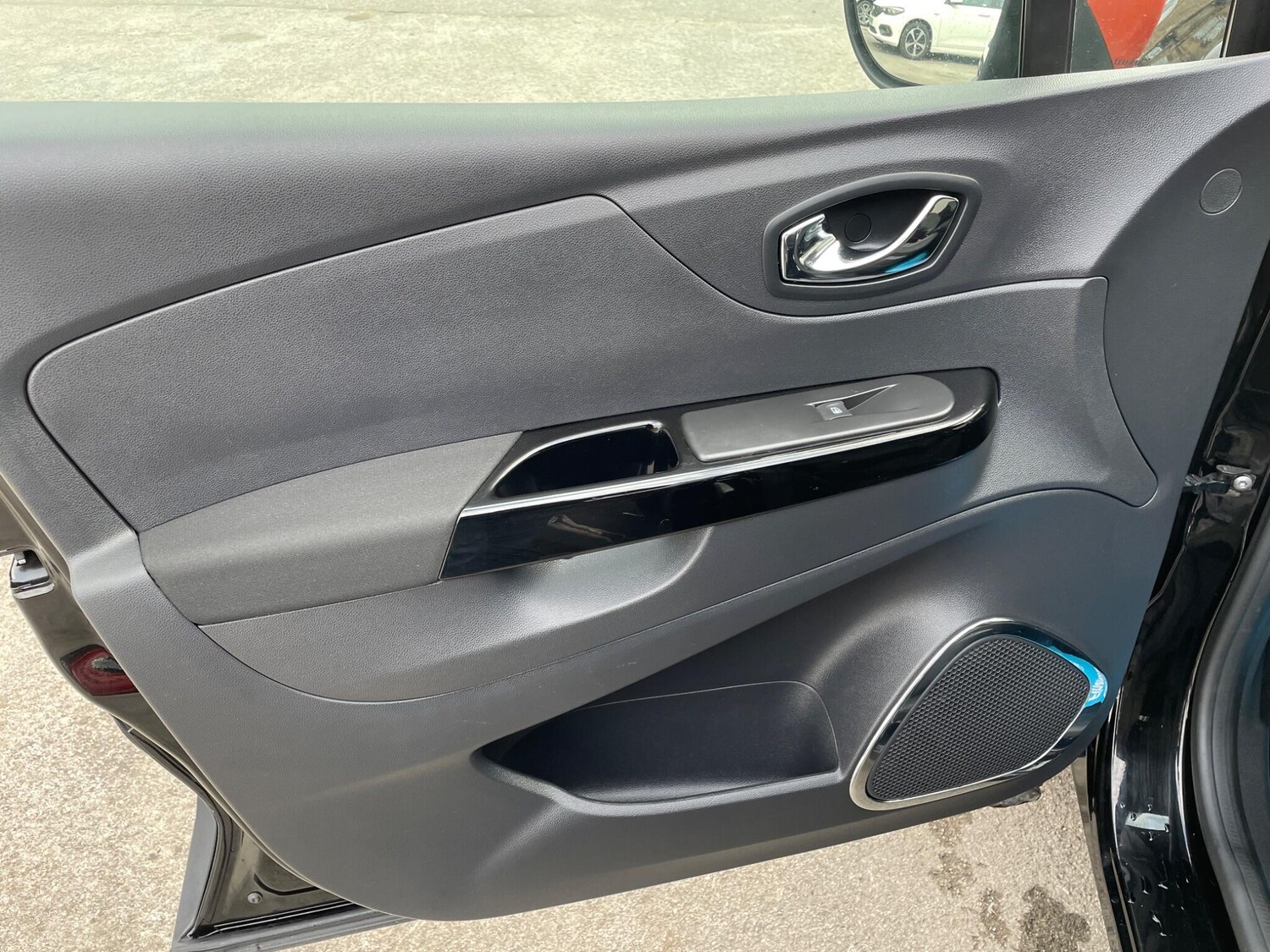 Used Renault Captur 2016 for sale - 76247716: Photo 40