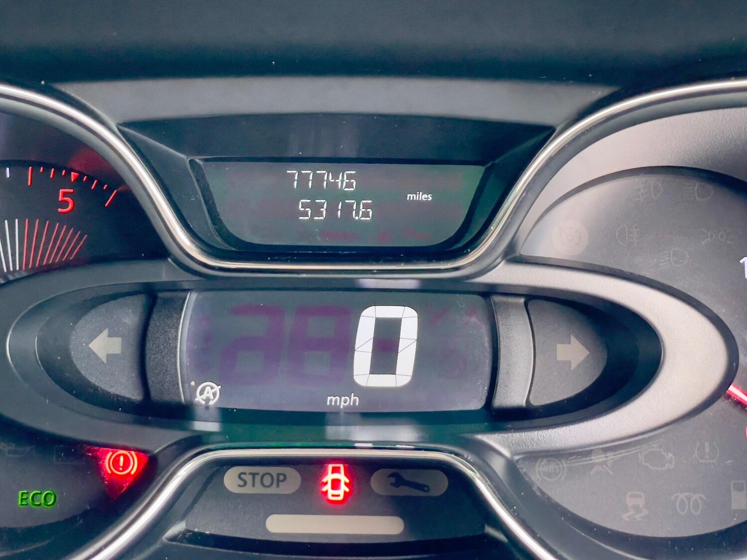 Used Renault Captur 2016 for sale - 76247716: Photo 44