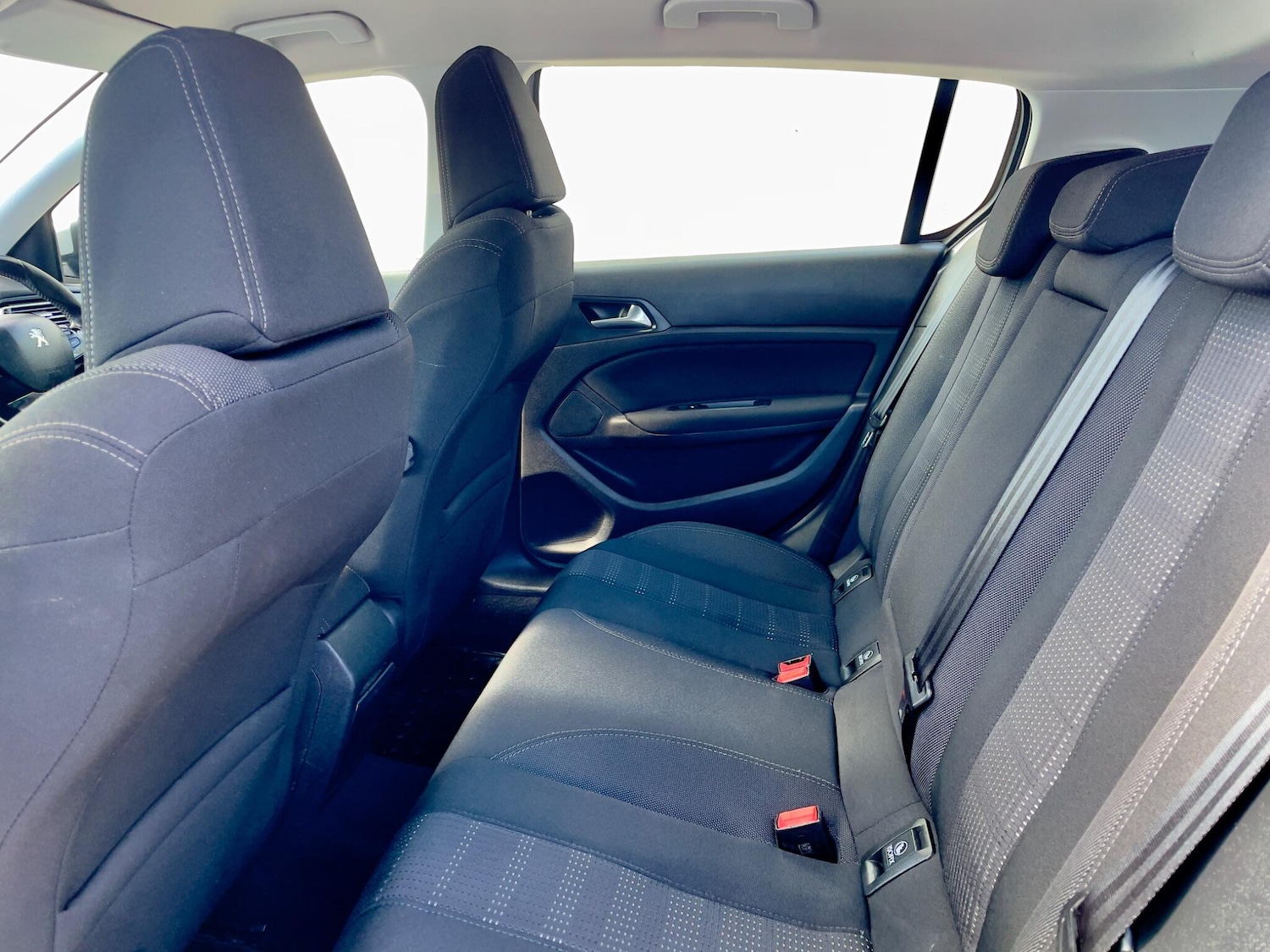 Used Peugeot 308 2015 for sale - 76997865: Photo 37