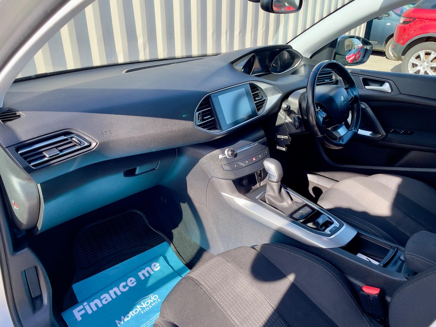 Used Peugeot 308 2015 for sale - 76997865: Photo 41