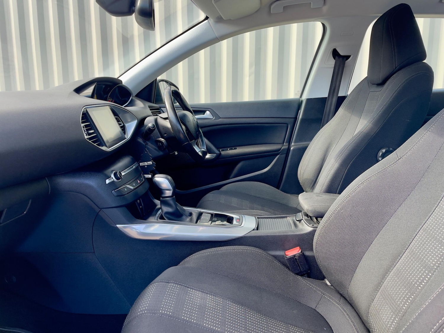 Used Peugeot 308 2015 for sale - 76997865: Photo 42