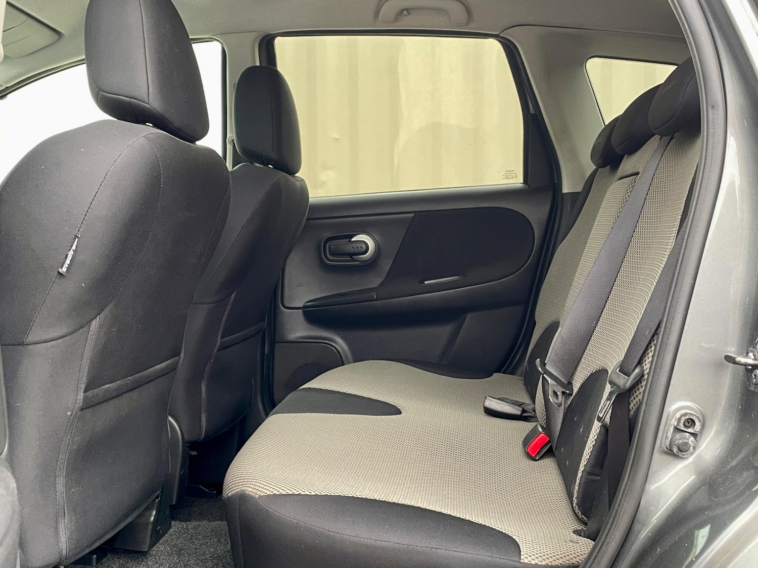 Used Nissan Note 2011 for sale - 76538760: Photo 37