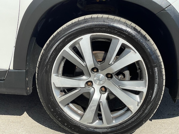 Used Peugeot 2008 2016 for sale - 76318190: Photo 13