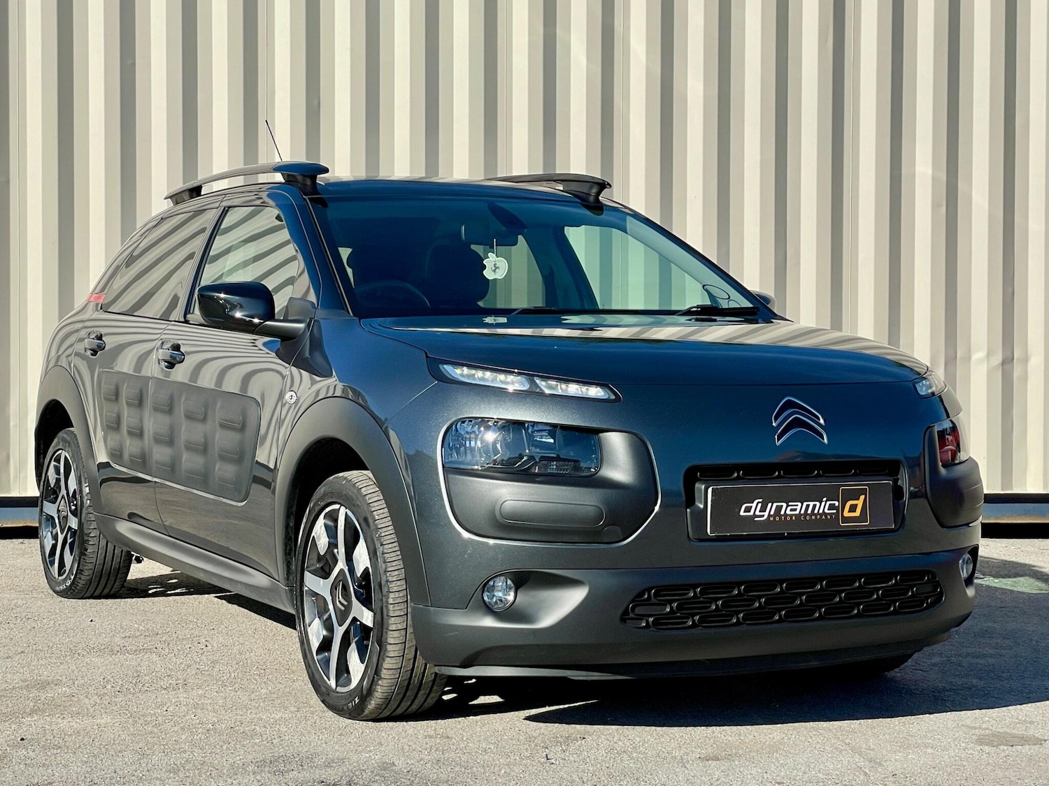 Used Citroen C4 Cactus 2017 for sale - 76042555: Photo 2