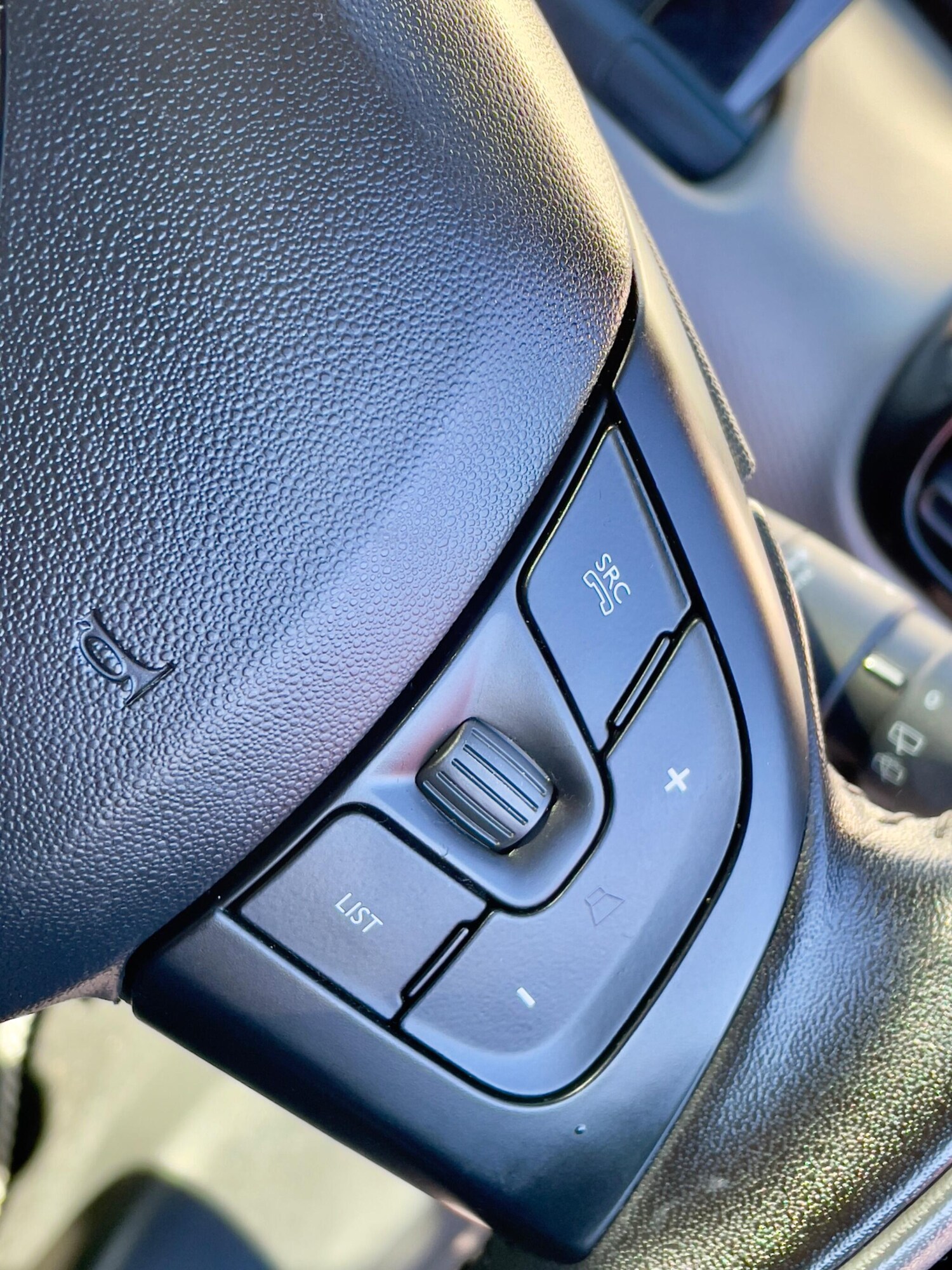 Used Citroen C4 Cactus 2017 for sale - 76042555: Photo 45