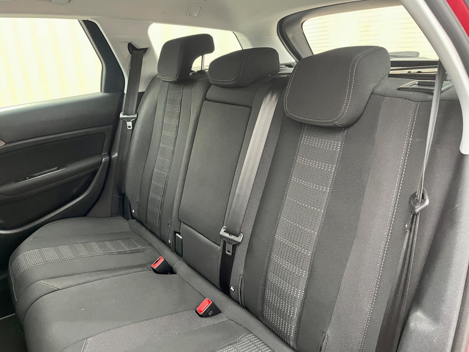 Used Peugeot 308 2015 for sale - 76512170: Photo 31