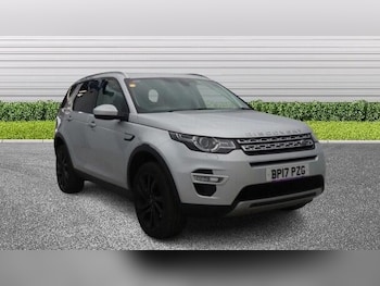 Used Land Rover Discovery Sport 2017 for sale - 79565075: Photo