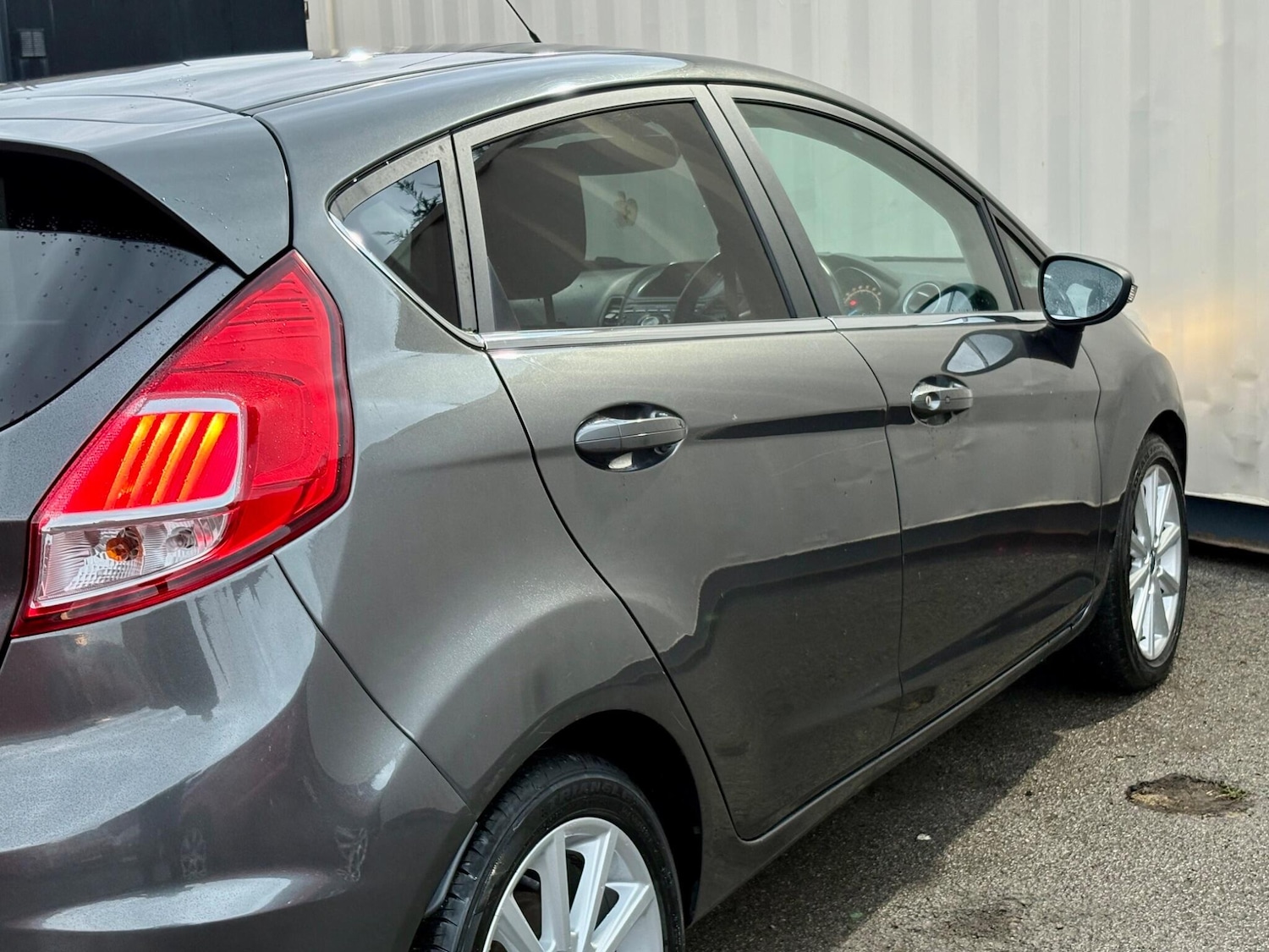 Used Ford Fiesta 2015 for sale - 76742997: Photo 14