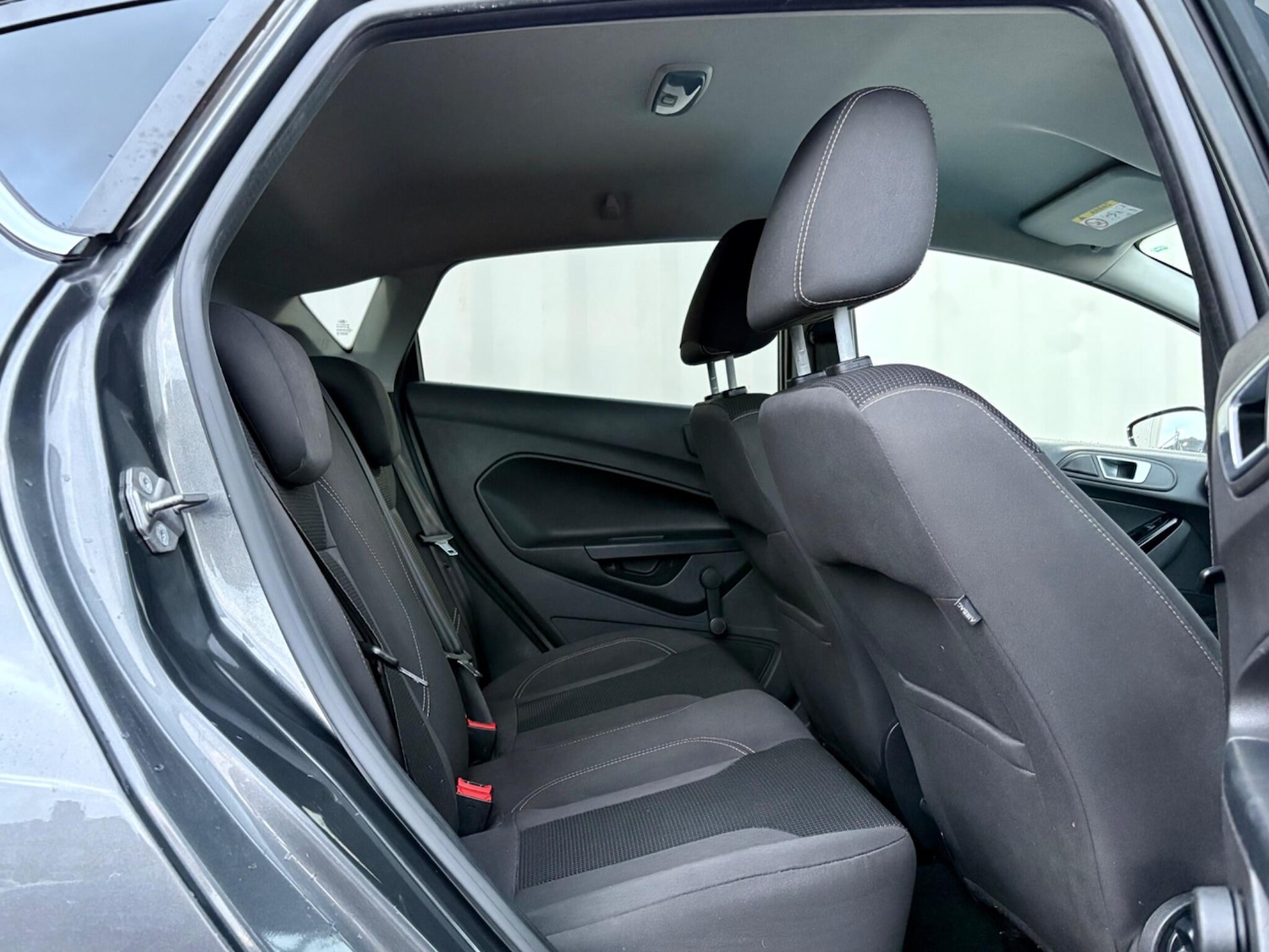 Used Ford Fiesta 2015 for sale - 76742997: Photo 35