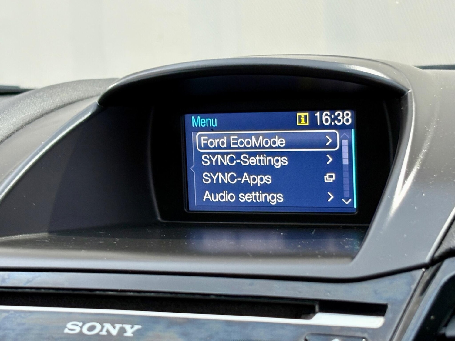 Used Ford Fiesta 2015 for sale - 76742997: Photo 45