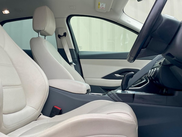 Used Jaguar E-Pace 2019 for sale - 76326721: Photo 28