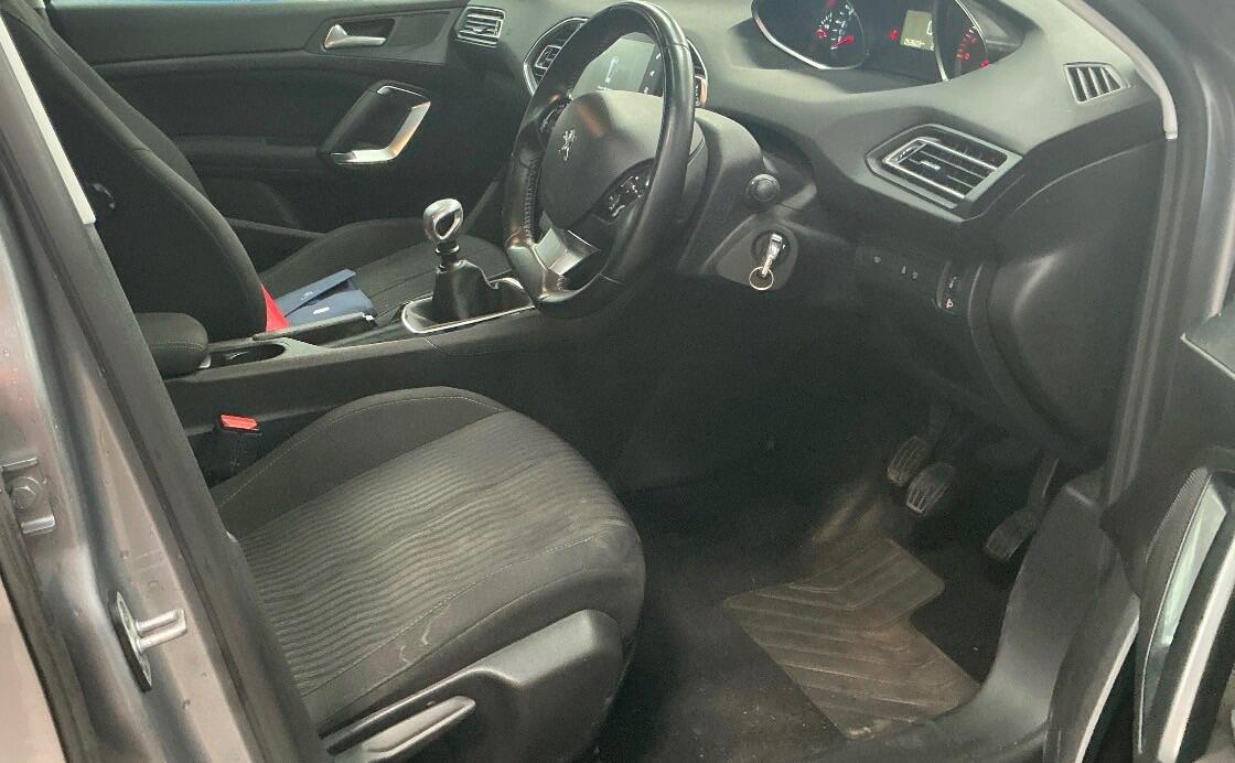 Used Peugeot 308 2016 for sale - 77970248: Photo 8