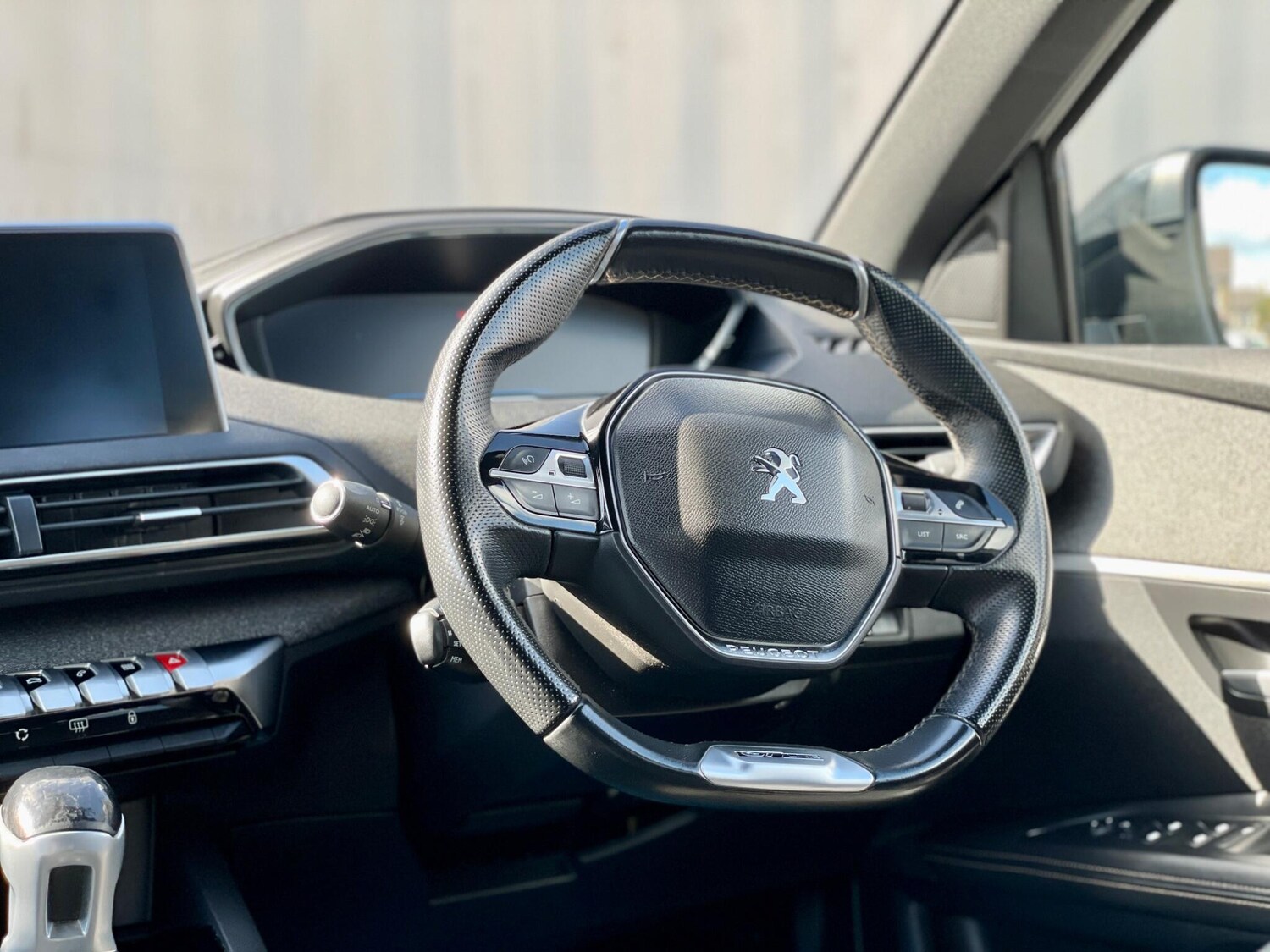 Used Peugeot 3008 for sale - 77909682: Photo 42