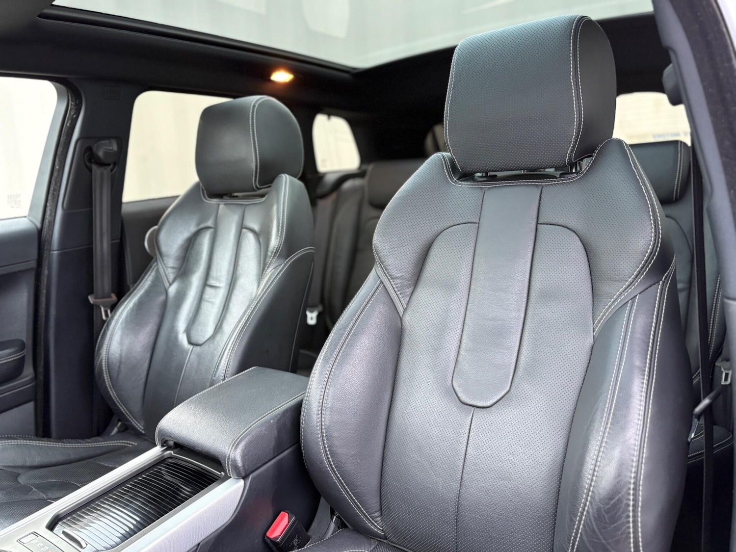 Used Land Rover Range Rover Evoque 2015 for sale - 77314916: Photo 48