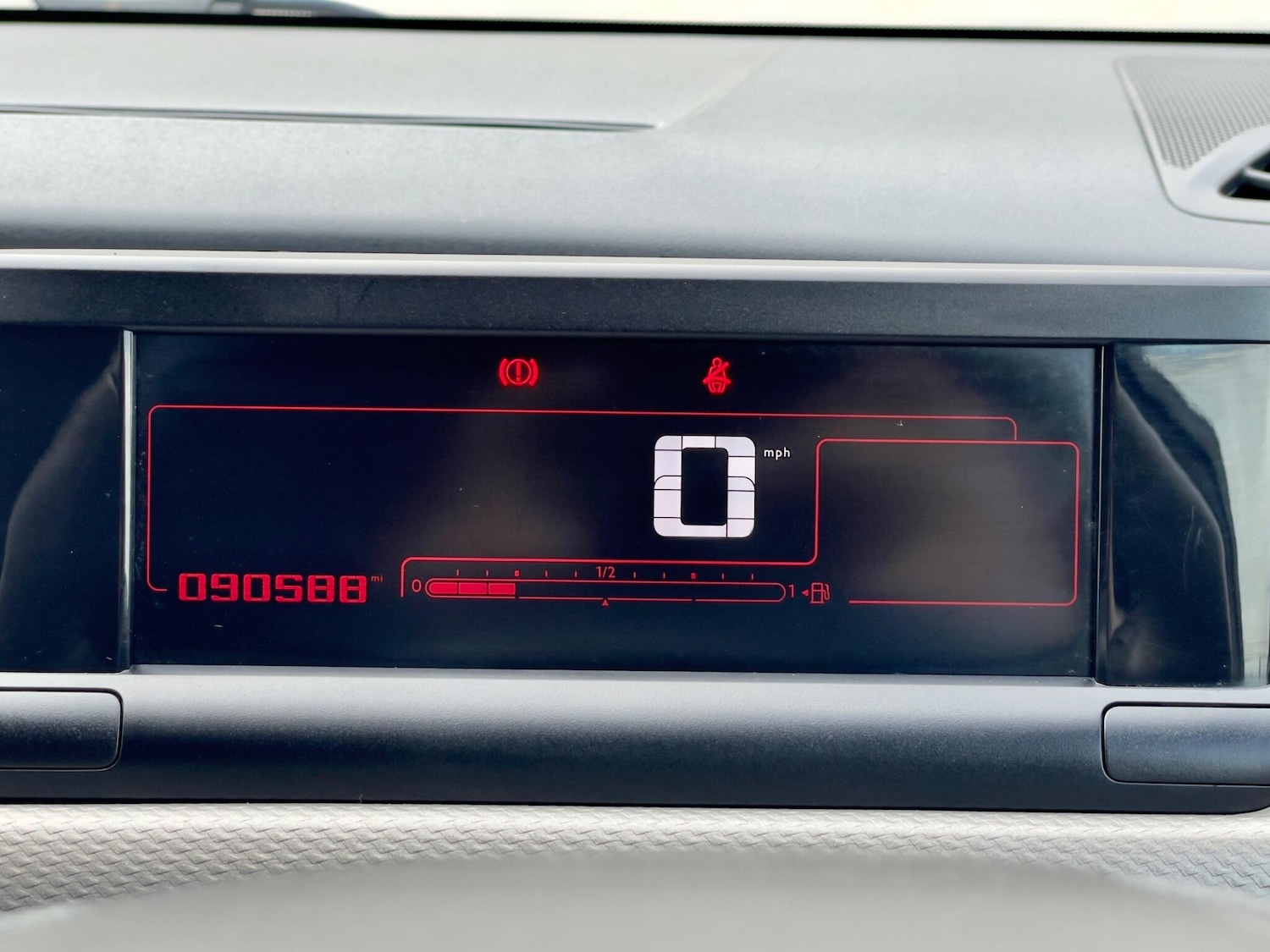 Used Citroen C4 Cactus 2016 for sale - 78100694: Photo 33