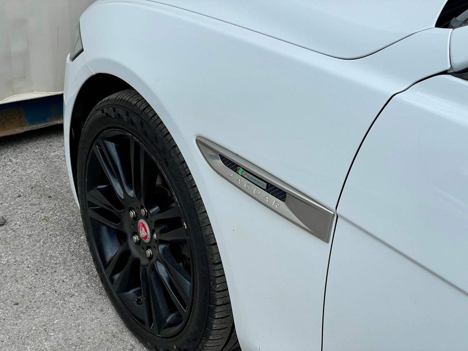 Used Jaguar XE 2016 for sale - 77633024: Photo 15