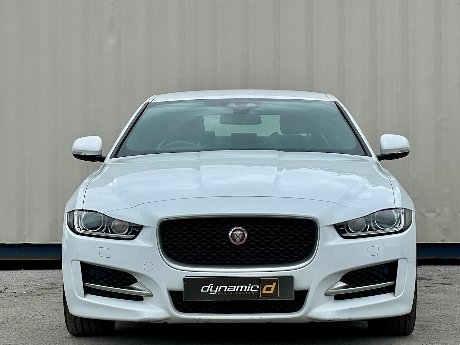 Used Jaguar XE 2016 for sale - 77633024: Photo 17