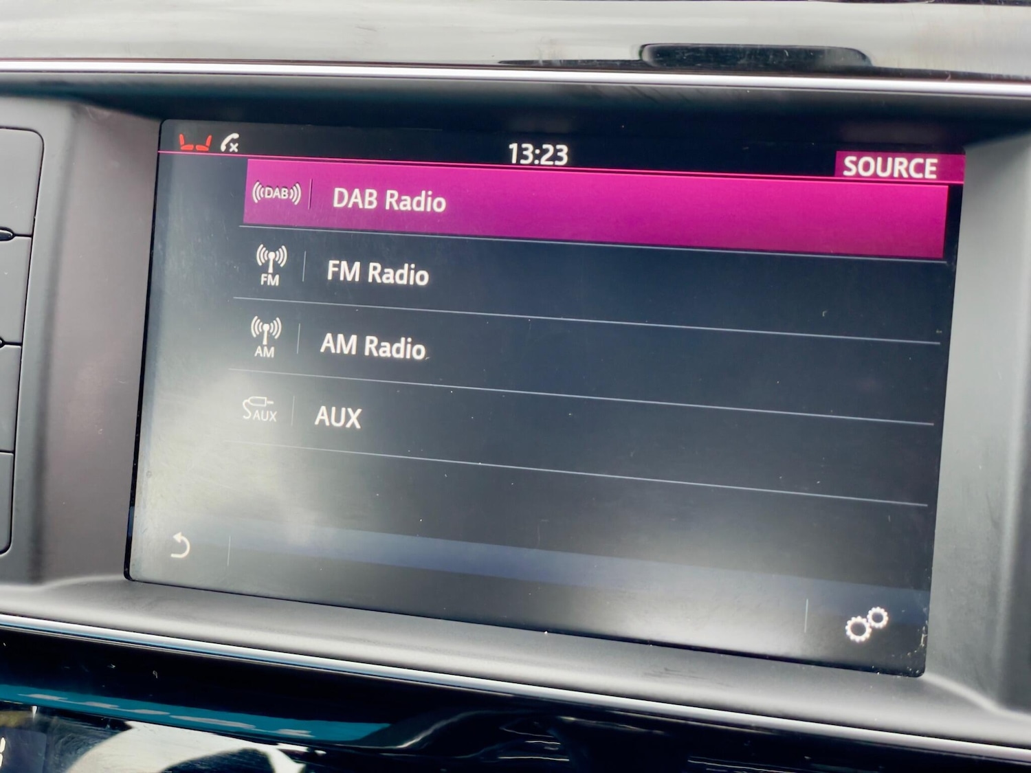 Used Jaguar XE 2016 for sale - 77633024: Photo 55