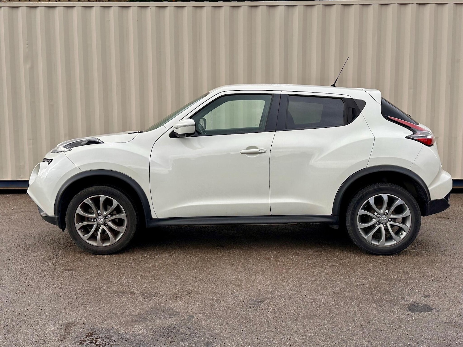 Used Nissan Juke for sale - 76997696: Photo 4