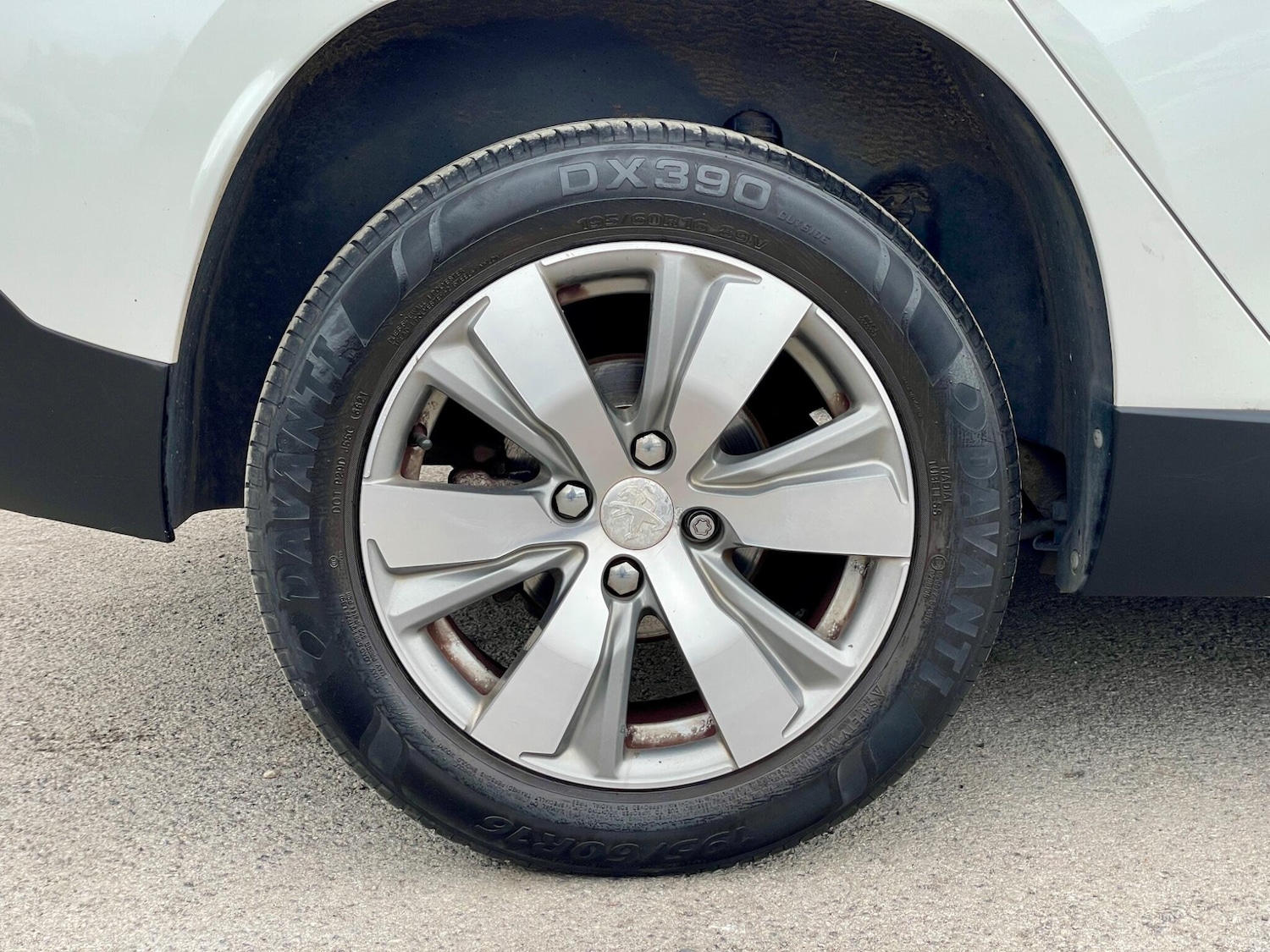 Used Peugeot 2008 2015 for sale - 78127928: Photo 13