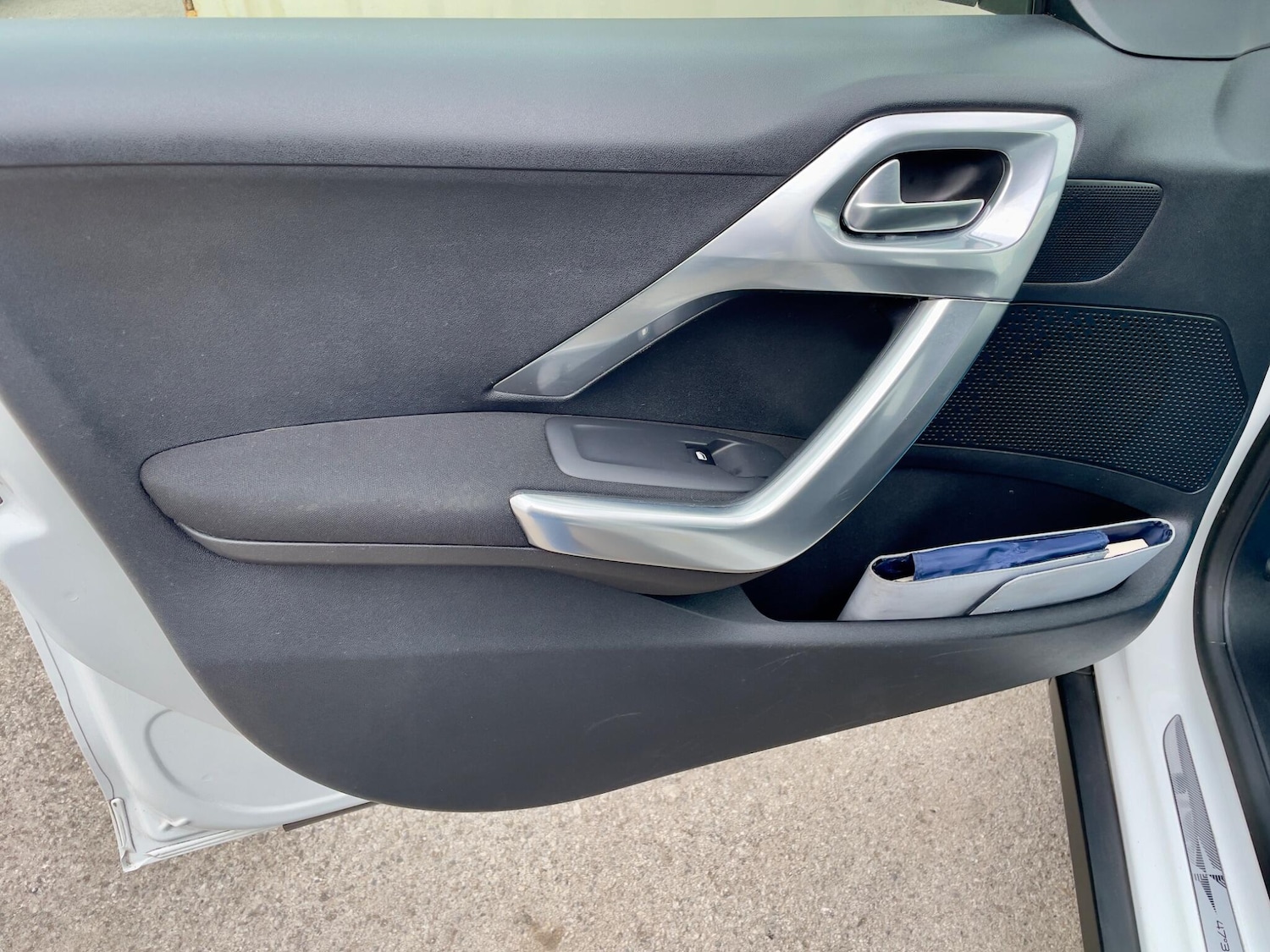 Used Peugeot 2008 2015 for sale - 78127928: Photo 45