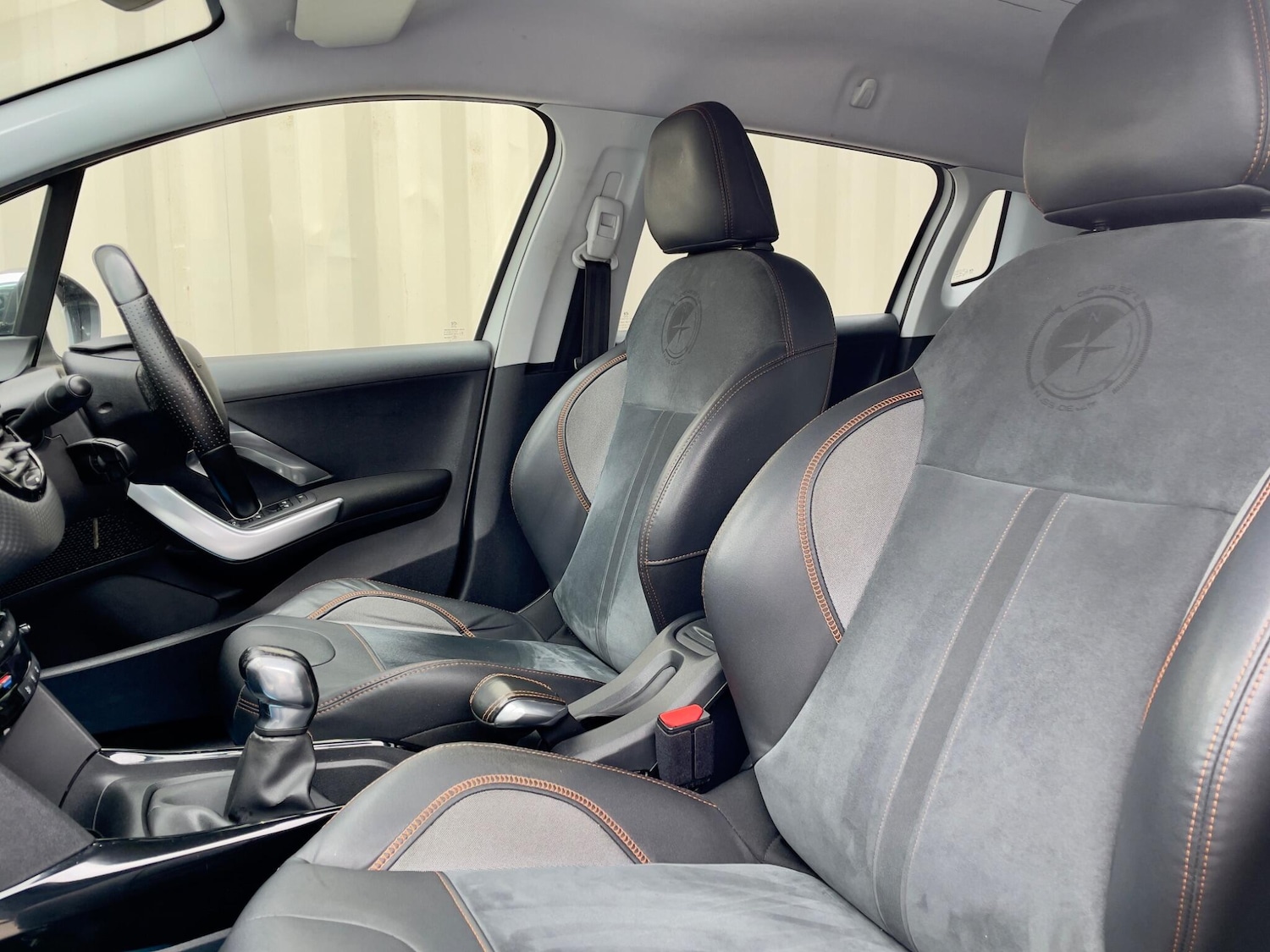 Used Peugeot 2008 2015 for sale - 78127928: Photo 49