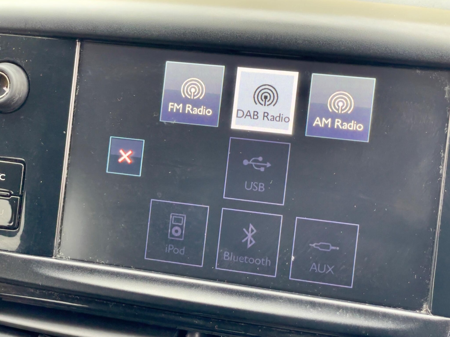 Used Peugeot 2008 2015 for sale - 78127928: Photo 53