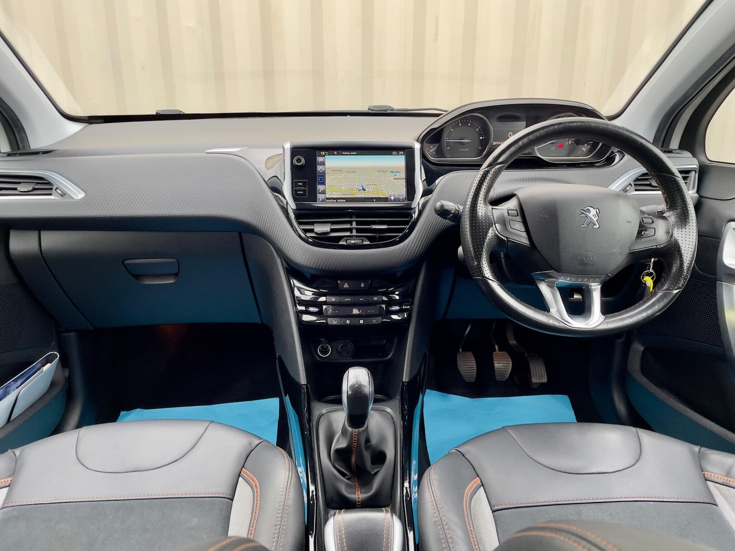 Used Peugeot 2008 2015 for sale - 78127928: Photo 9