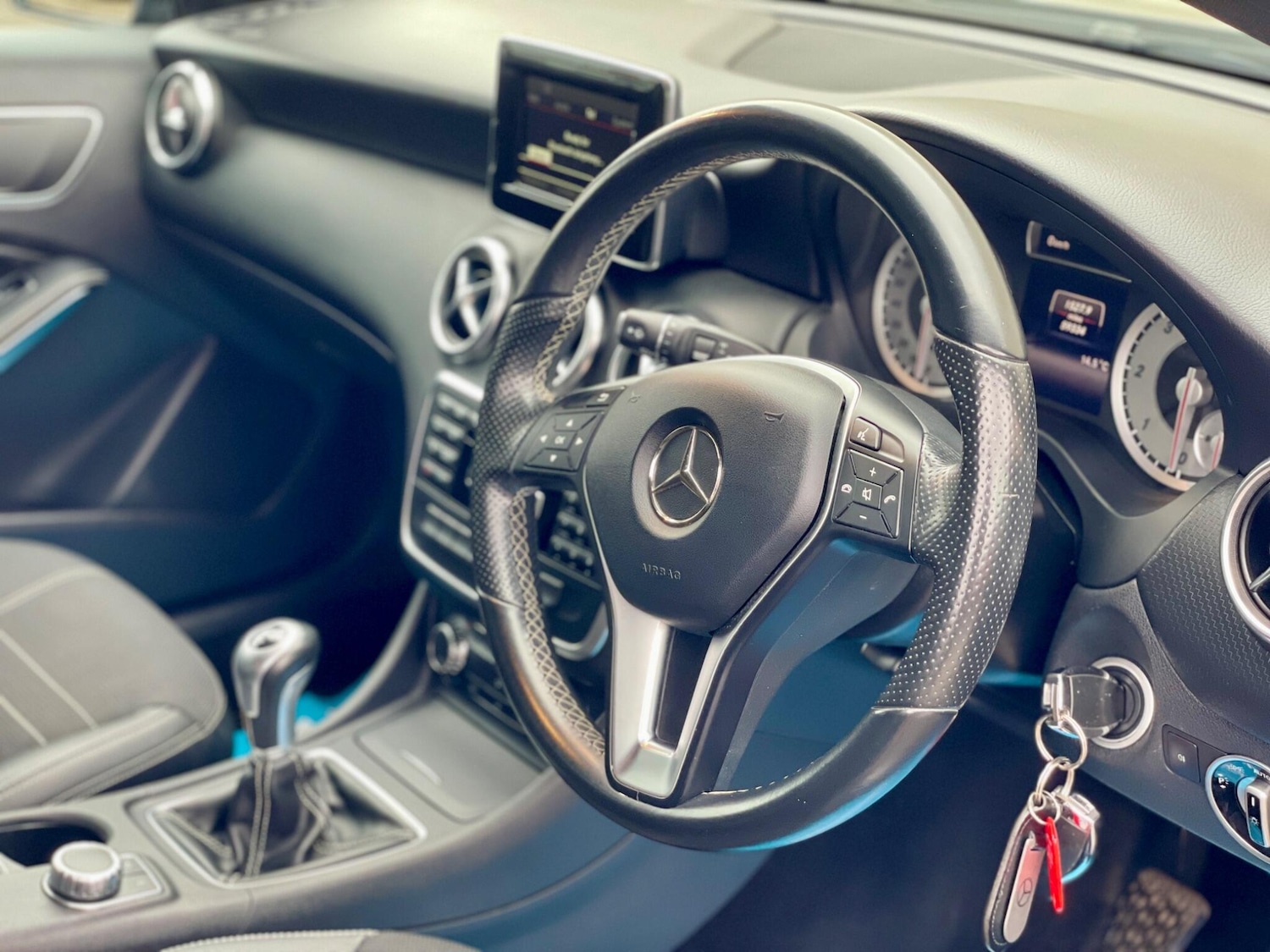 Used Mercedes-Benz A-Class 2015 for sale - 76151906: Photo 35