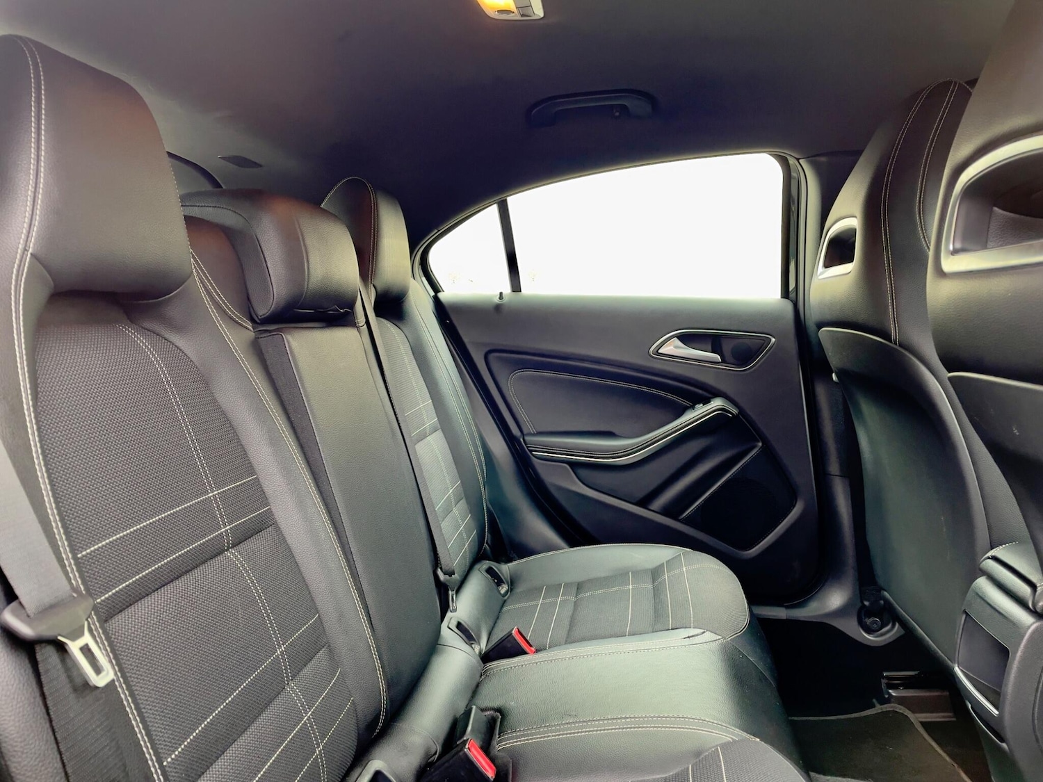 Used Mercedes-Benz A-Class 2015 for sale - 76151906: Photo 8