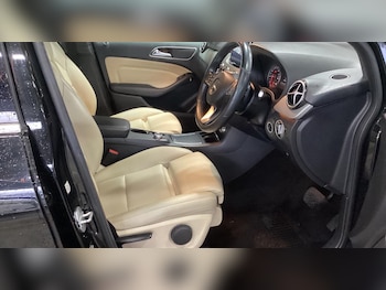 Used Mercedes-Benz B Class 2016 for sale - 77456351: Photo