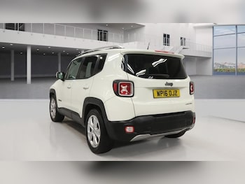Used Jeep Renegade 2016 for sale - 76283164: Photo 4