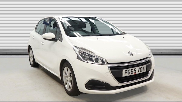 Used Peugeot 208 2015 for sale - 76215647: Photo 2
