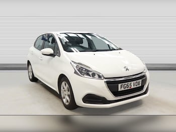 Used Peugeot 208 2015 for sale - 76215647: Photo 2