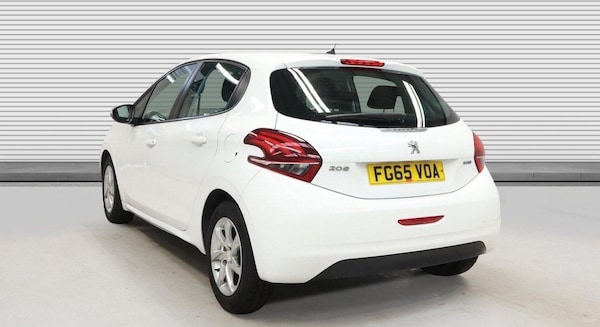 Used Peugeot 208 2015 for sale - 76215647: Photo 3