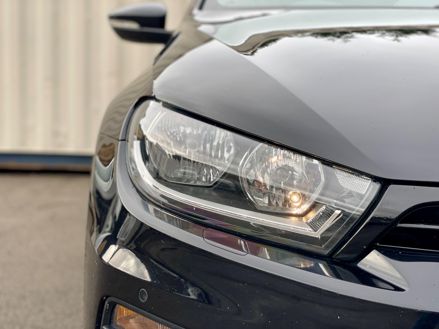 Used Volkswagen Scirocco for sale - 76727293: Photo 32