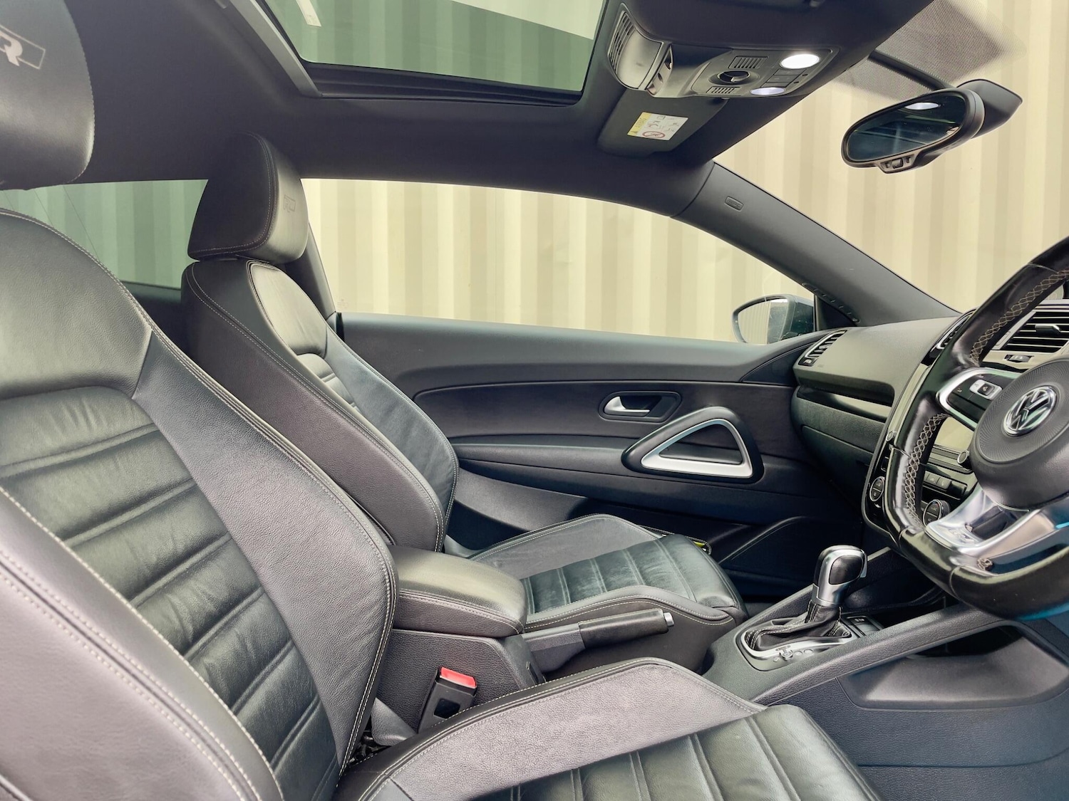 Used Volkswagen Scirocco for sale - 76727293: Photo 37